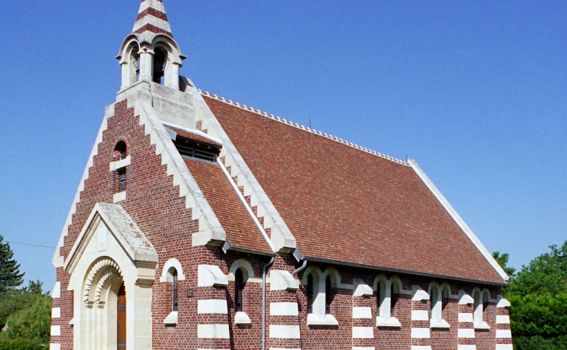 L'église vue du sud-ouest (2006)