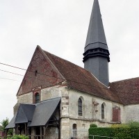 Vue partielle de l'église depuis le sud-ouest (2003)