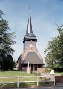 L'église vue de l'ouest (2004)