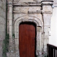 La porte d'accès au clocher (2003)