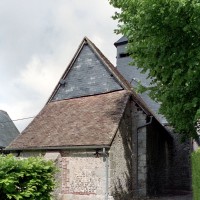 Vue partielle de l'église depuis le nord-est (2005)