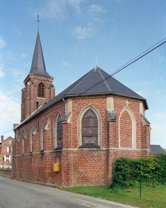 L'église vue du sud-est (2003)